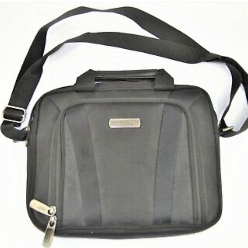 Kenneth Cole Reaction Urban Traveler Black Padded Tablet Case w/Shoulder Strap